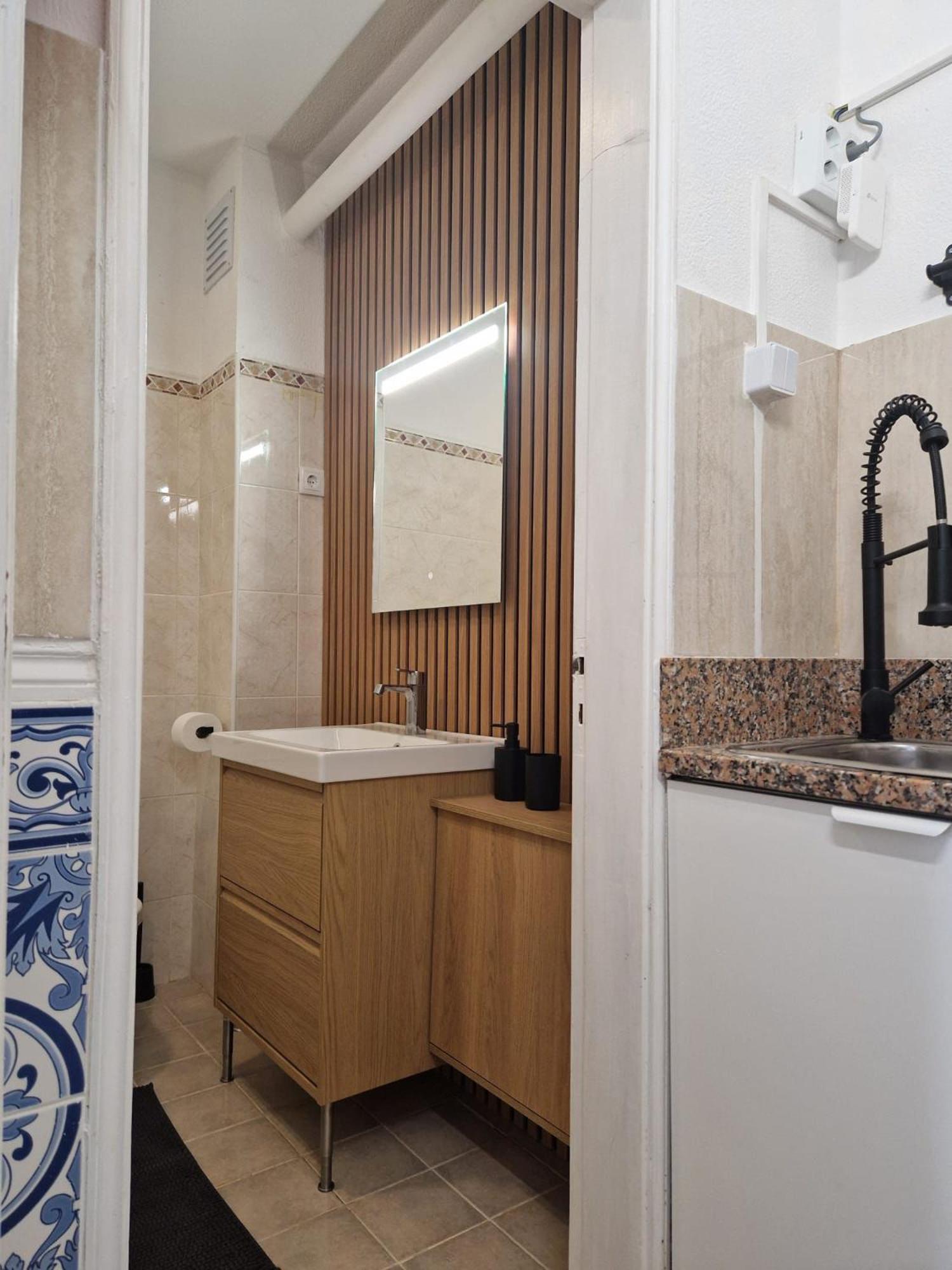 Apartment 5 Lagos